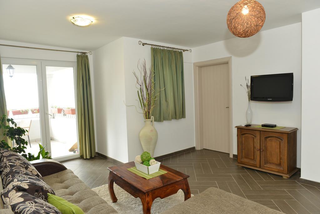Apartments Kuljace Свети Стефан Екстериор снимка