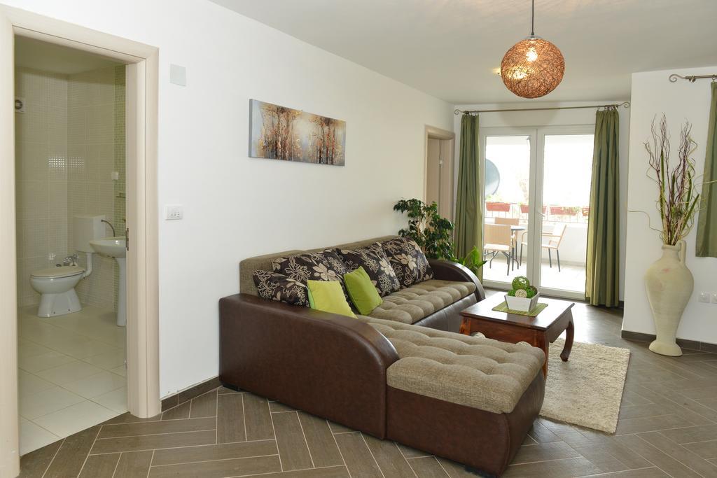 Apartments Kuljace Свети Стефан Екстериор снимка