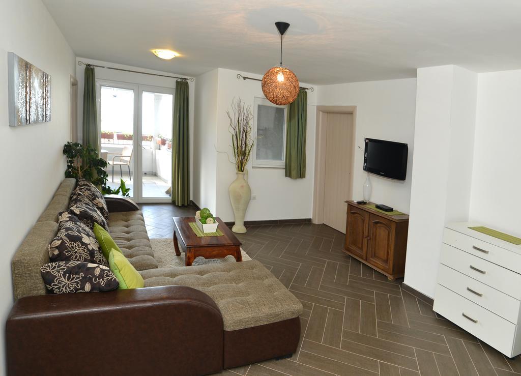 Apartments Kuljace Свети Стефан Екстериор снимка