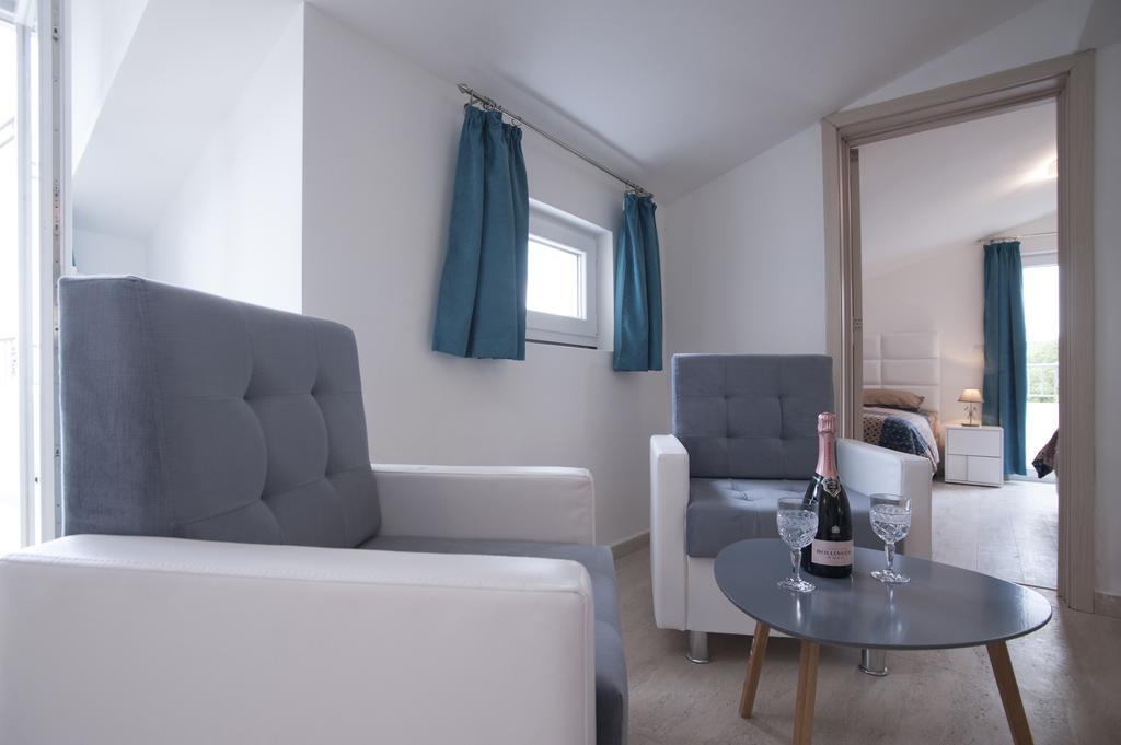 Apartments Kuljace Свети Стефан Екстериор снимка
